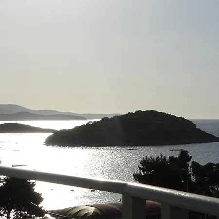 Ardiani Otel Ksamil