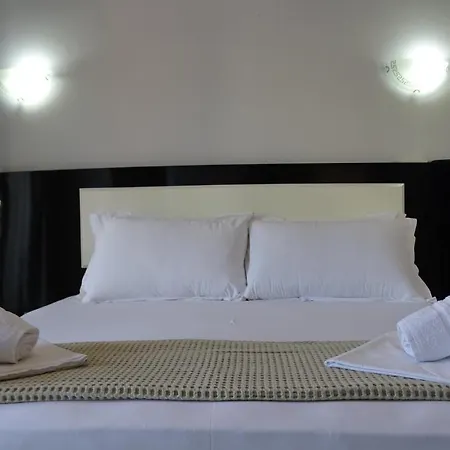Hotel Ardiani *