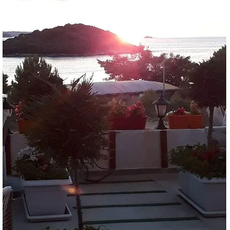 Hotel Ardiani